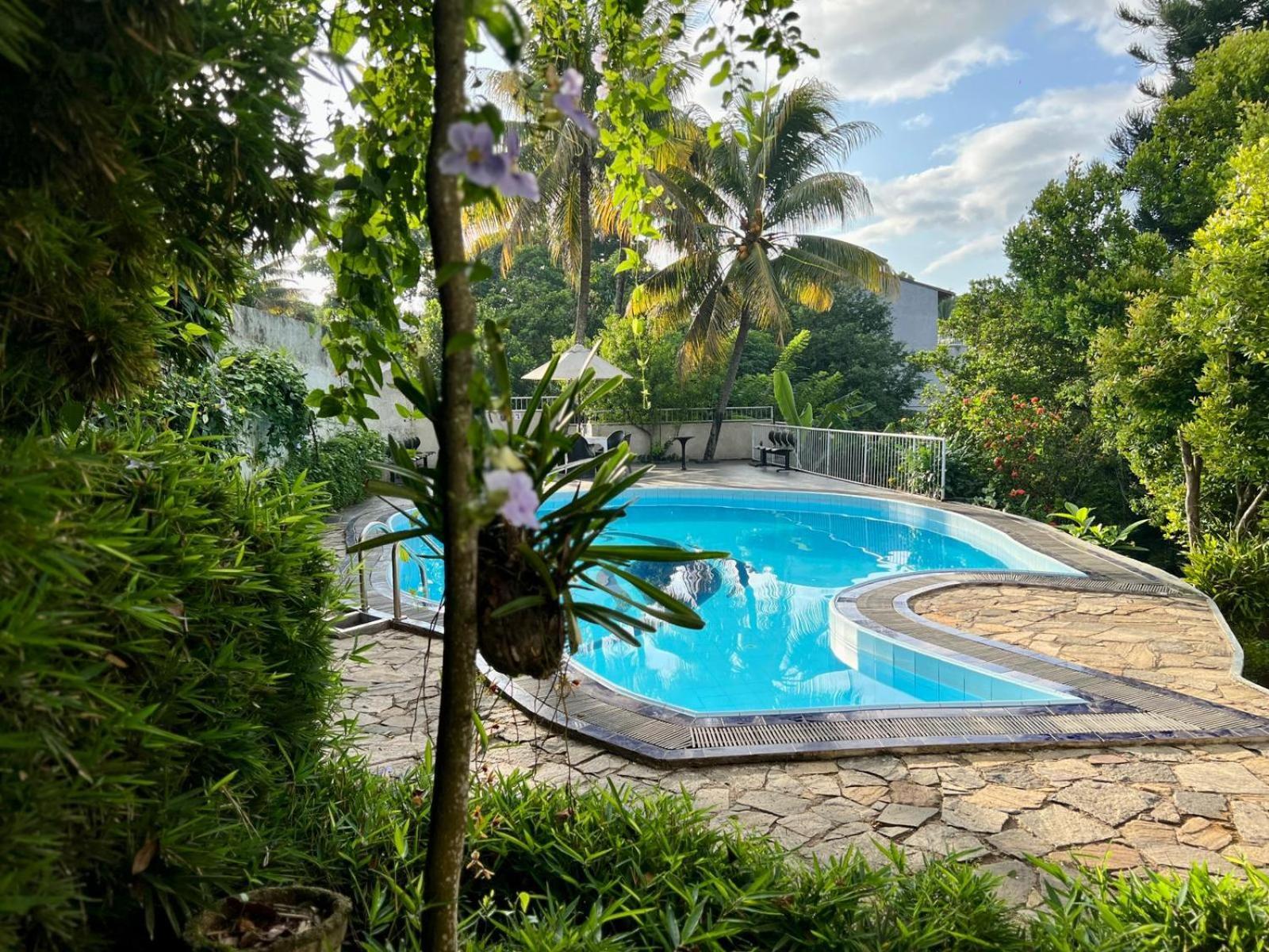 Sky Beam Hotel Kandy Exteriör bild